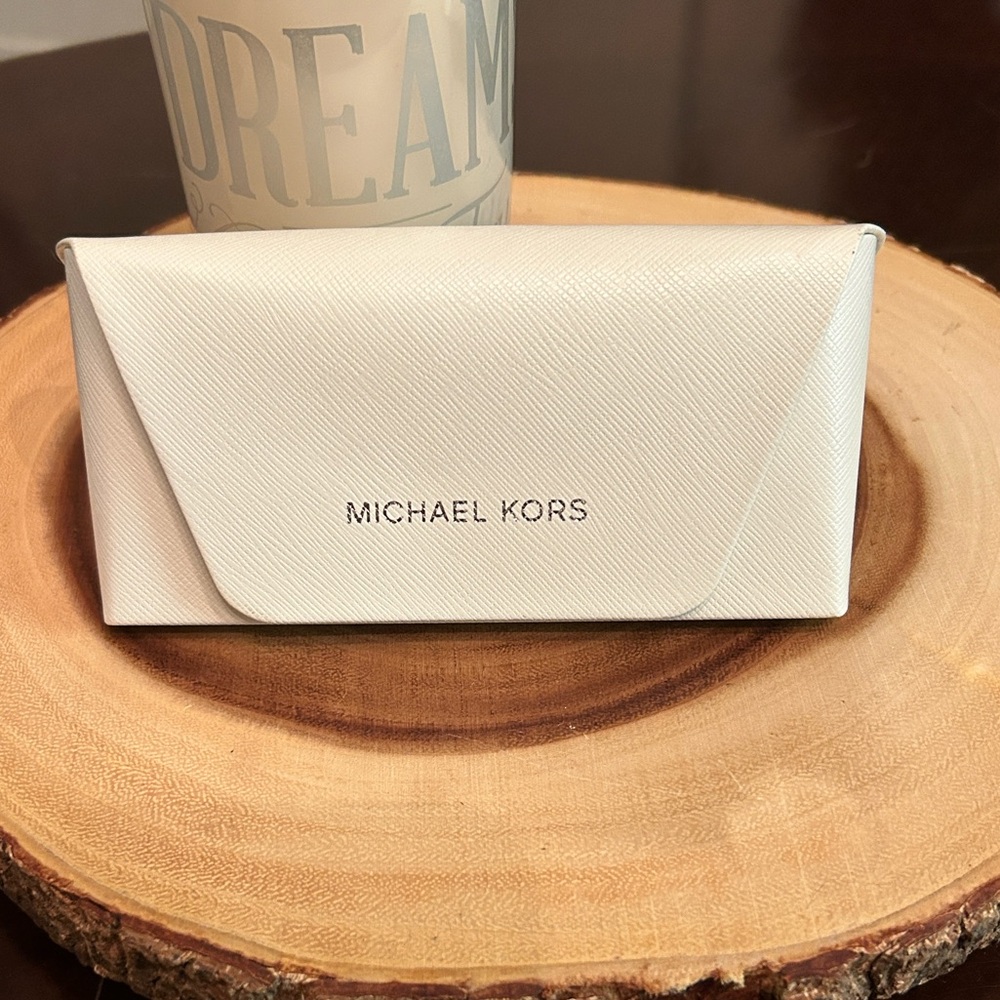 Michael‎ Kors White Sunglasses Case Snap Closure